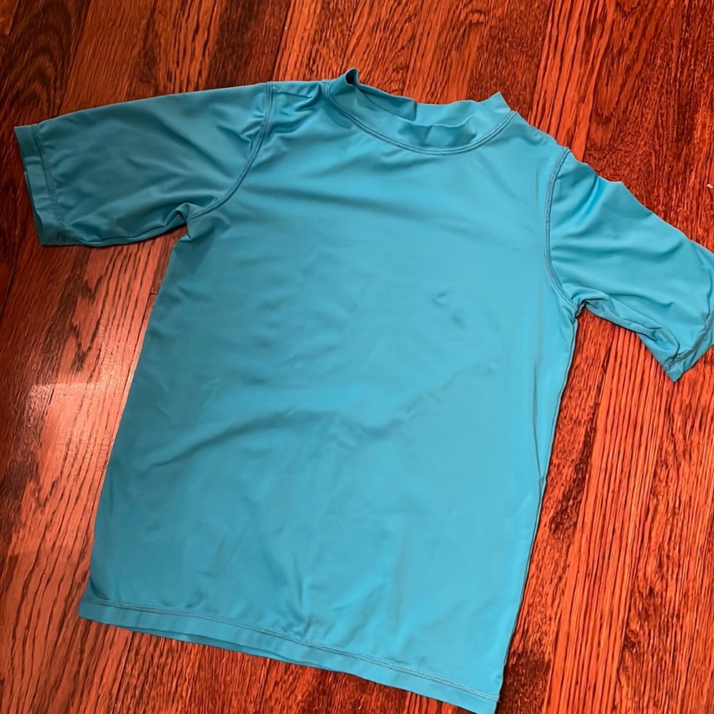 Aqua Wonder Nation 6-7 rash guard
